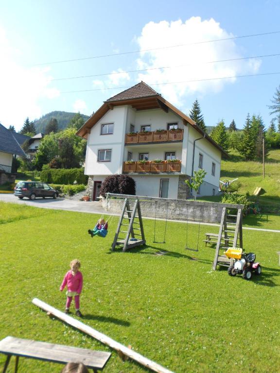 Apartamento Haus Moni Mauterndorf  Exterior foto